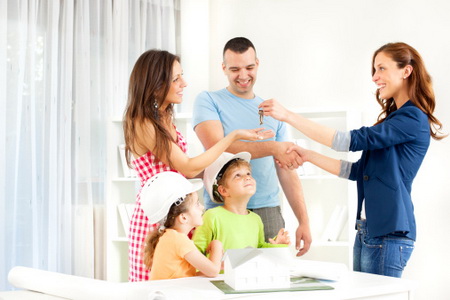 Как получить квартиру молодой семье?